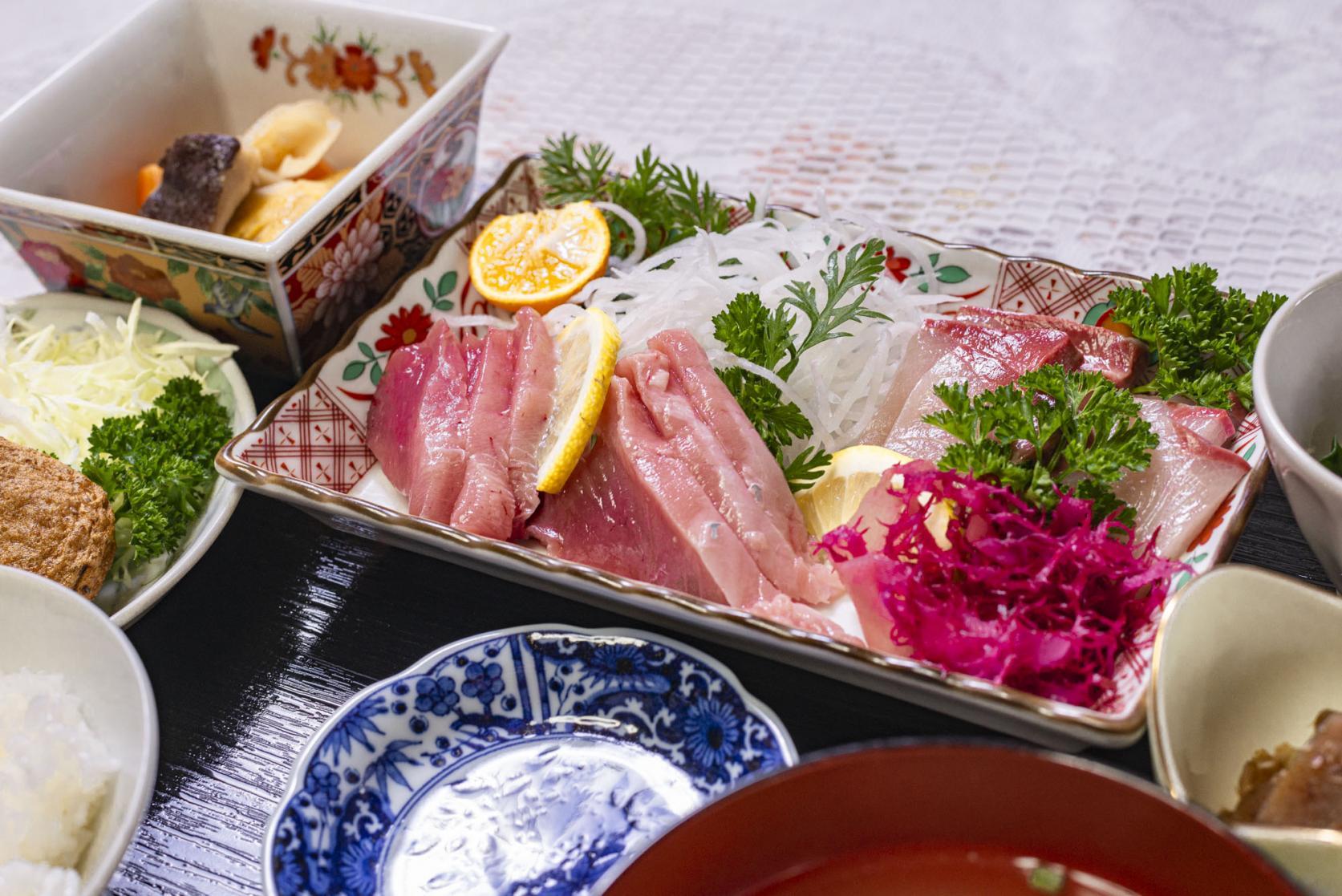 島のおいしい食卓-0